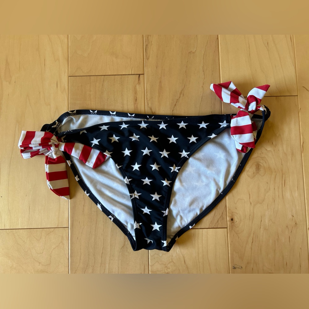 Woman’s American Flag Swim Bottoms
